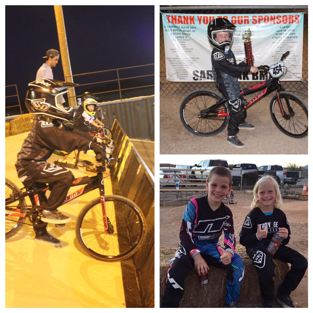 JettLessing's tweet photo. Fun night at Sara Park BMX! #SaraParkBMX #Havasu #JettLessing #Havasu #BMX #RidersReady #RandomStart #WatchTheGate http://t.co/Tl2s7rQ40U
