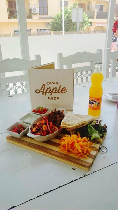 CandyAppleIBZ's tweet photo. **FAJITA FRIDAY IS BACK** 

Choose from chicken, beef or simply veg, accompanied by all the usual fajita favourites 👌 http://t.co/3YSwiG8o3I