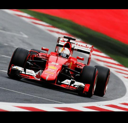 nayleaab13's tweet photo. Best wishes & a very happy 28th birthday to the champ! Have a good one Seb! #HappyBirthdaySeb #Sebturns28 #Vettel πβπ http://t.co/ONiqJxBOhq