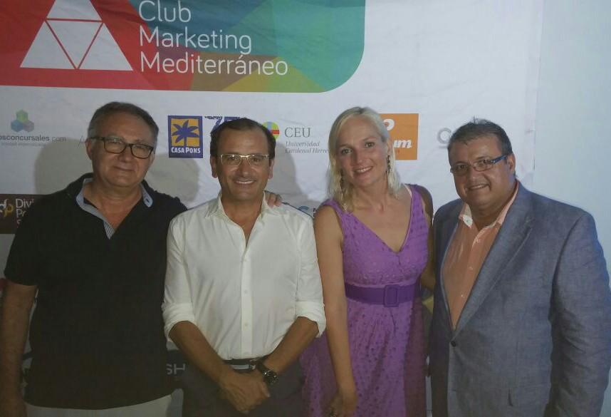 Tomarial's tweet photo. Genial velada @AJEValencia @AVALNET @aecta @clubmktmed, con Demetrio Sánchez de #FORLOPD y Rafael Lostado de #OdPe http://t.co/5VzZDFCOuy