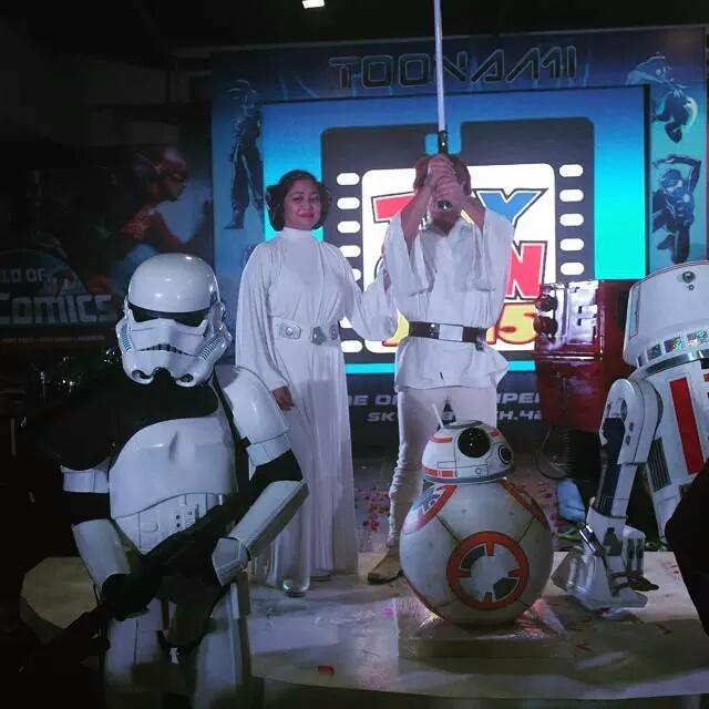 501stLegion's tweet photo. RT @darthbisduk: Nerfherders #posterpose #starwars #starwarsfan #theforceawakens #501stlegion http://t.co/0ggOFE6w3v