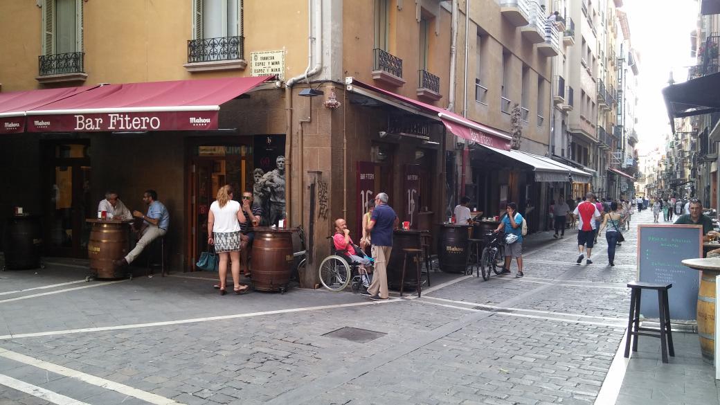 barfitero's tweet photo. cuenta atrás 2 dias, se nota, se siente, San Fermín está en el ambiente http://t.co/n4IFtevZKI