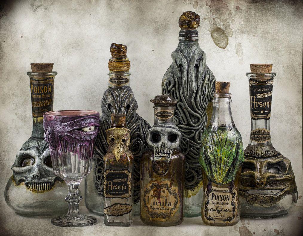 amhaunted's tweet photo. Store your potions and poisons in these handsome vessels http://t.co/vixpev854W #Lovecraft #Creepy #Bottles http://t.co/SzeqJIybjL