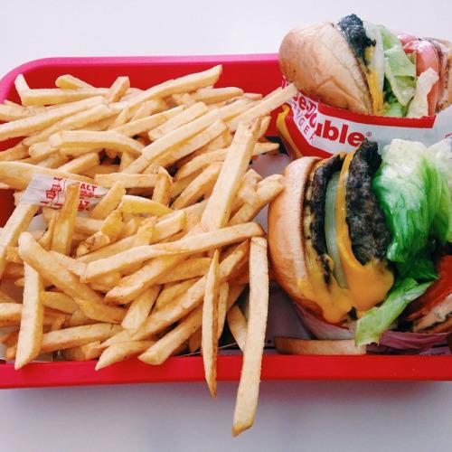 CFashionista's tweet image. We gave our Tumblr a makeover. Check it out &amp;amp; get some #RAD inspiration. bit.ly/QYCUr2