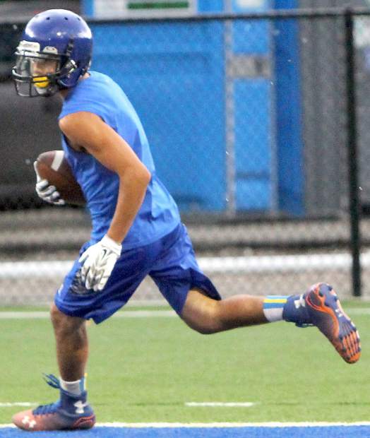 TahoeSports's tweet image. Summer hardware: Vikings win 7-on-7 championship at Lake Tahoe Football Camp tahoedailytribune.com/southshore/ssp… #STFootball