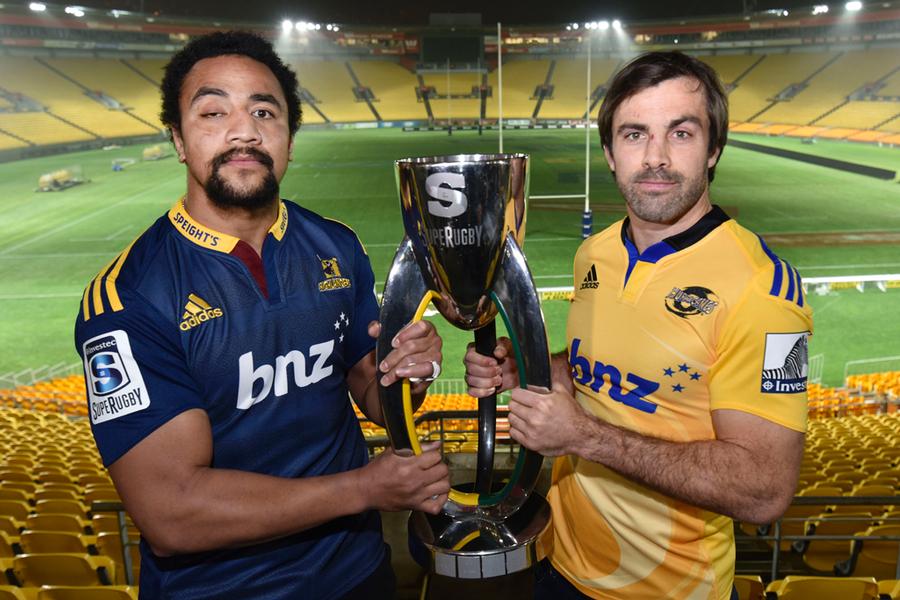 MovistarRugby's tweet photo. ¡Mañana sábado 4, FINAL de @SuperRugby en C+ DEP! HUR v HIG (9:35). Con Eduardo Téllez y @ManoloMoriche #Super15Plus http://t.co/7CemNiIqAH