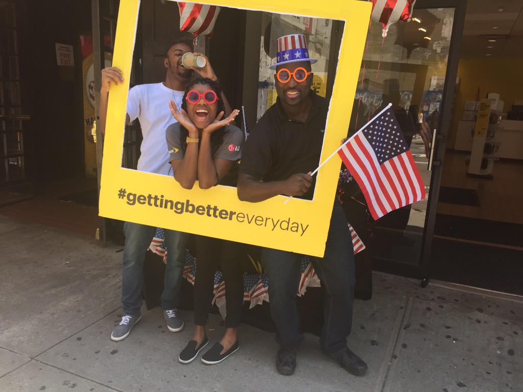 TeamEvolution_1's tweet photo. This is how we celebrate 4th of July with style taking over Nyc street with Tablet special @RonB96 @MaverickMikeL http://t.co/1UtXJy09xN
