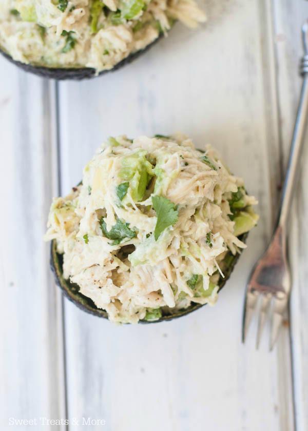 NNSuperfoods's tweet photo. We had to share this! Weekend lunch perhaps? Cilantro-Lime Avocado Chicken Salad: http://t.co/HtOqHgxvsp #avosalad http://t.co/OP0Ew1e3Nh