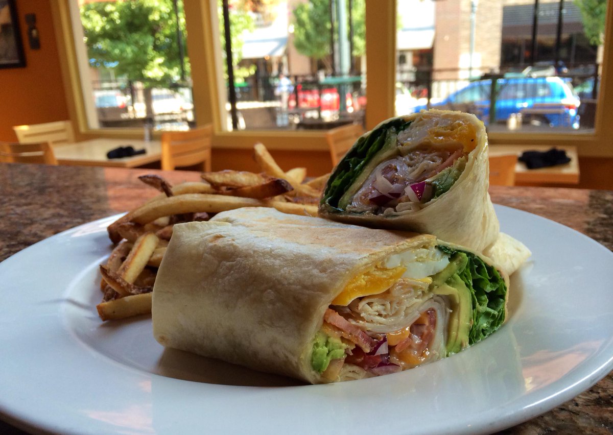 Come in for lunch and try our Farm wrap, made with pulled pork, over medium egg, tomato, onion, jack cheese. 8.99$