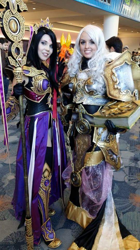DannaiDeLeon's tweet image. Good memories from #Blizzcon2014 with @KamuiCosplay @BlizzCon 
#cosplay #cosplaygirl #worldofwarcraft #diabloIII