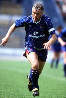 Happy birthday to Graham Roberts who turns 56 today.  