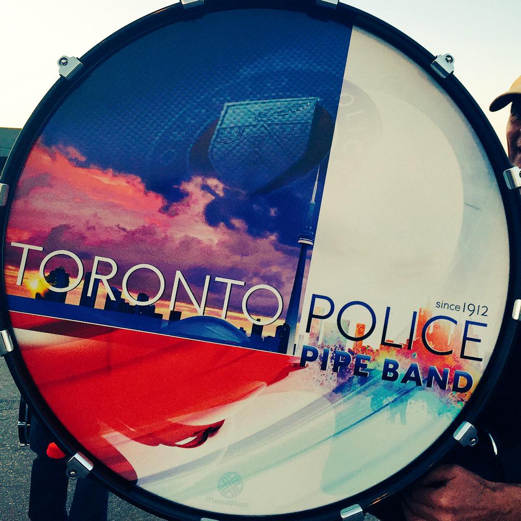 Torontopolicepb's tweet photo. “@TPSUrkosky: Thnx MassedHead for  bass drum design to be debuted in @VisitKincardine Highland Festival on Saturday! http://t.co/x04J6GStDZ”