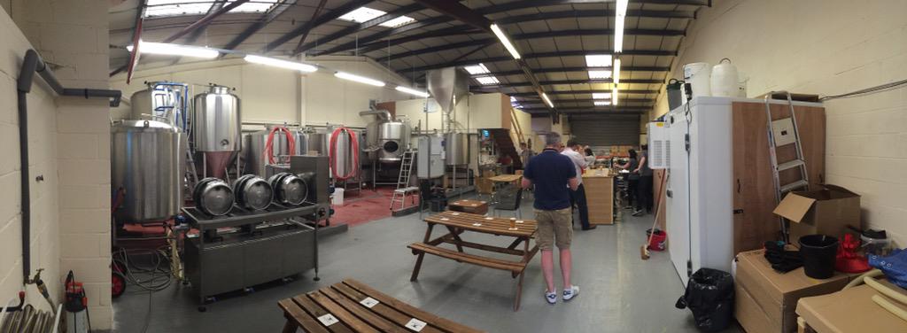 marshyphil76's tweet photo. Piss up ? Brewery? Go on then 🍻 #BrewSmith #AwardWinners @BrewsmithBeer http://t.co/QUX0wUEs0r