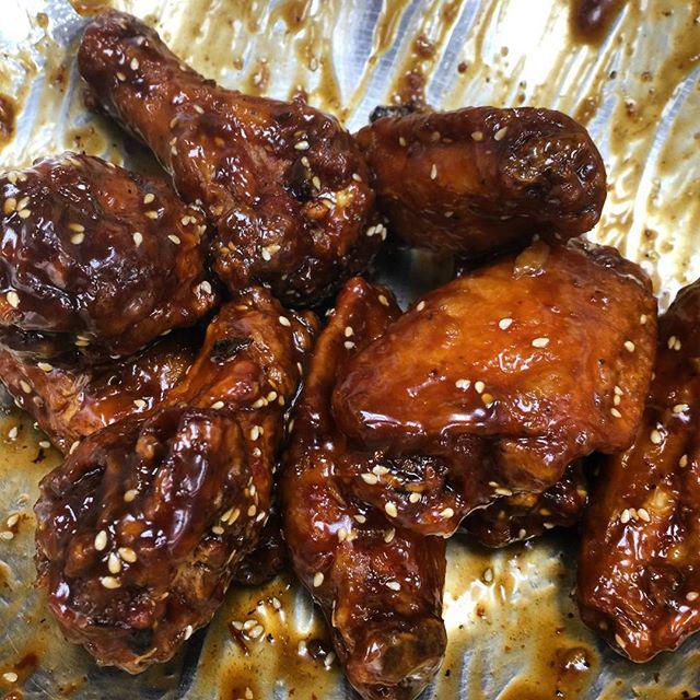 senorsisig's tweet photo. Adobo Buffalo Wings. Tomorrow. The Yard. Be there. #senorsisig #independencedaywings #guyf… http://t.co/KacXdGq300 http://t.co/xF3pfbFuSo
