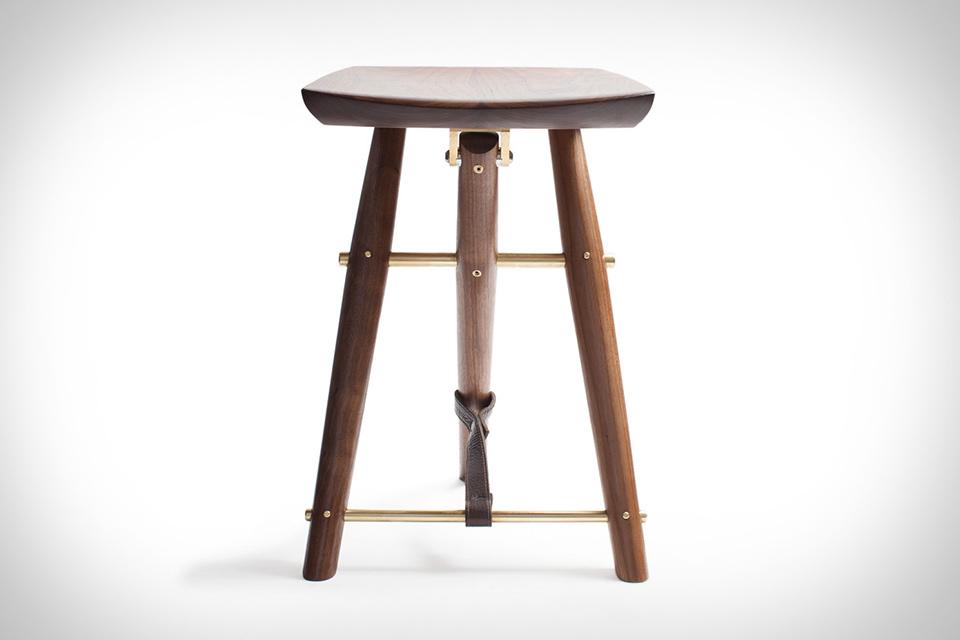 uncrate's tweet photo. Revisit Langhorne Stool http://t.co/won4tYjSO2 http://t.co/l4E21IPony