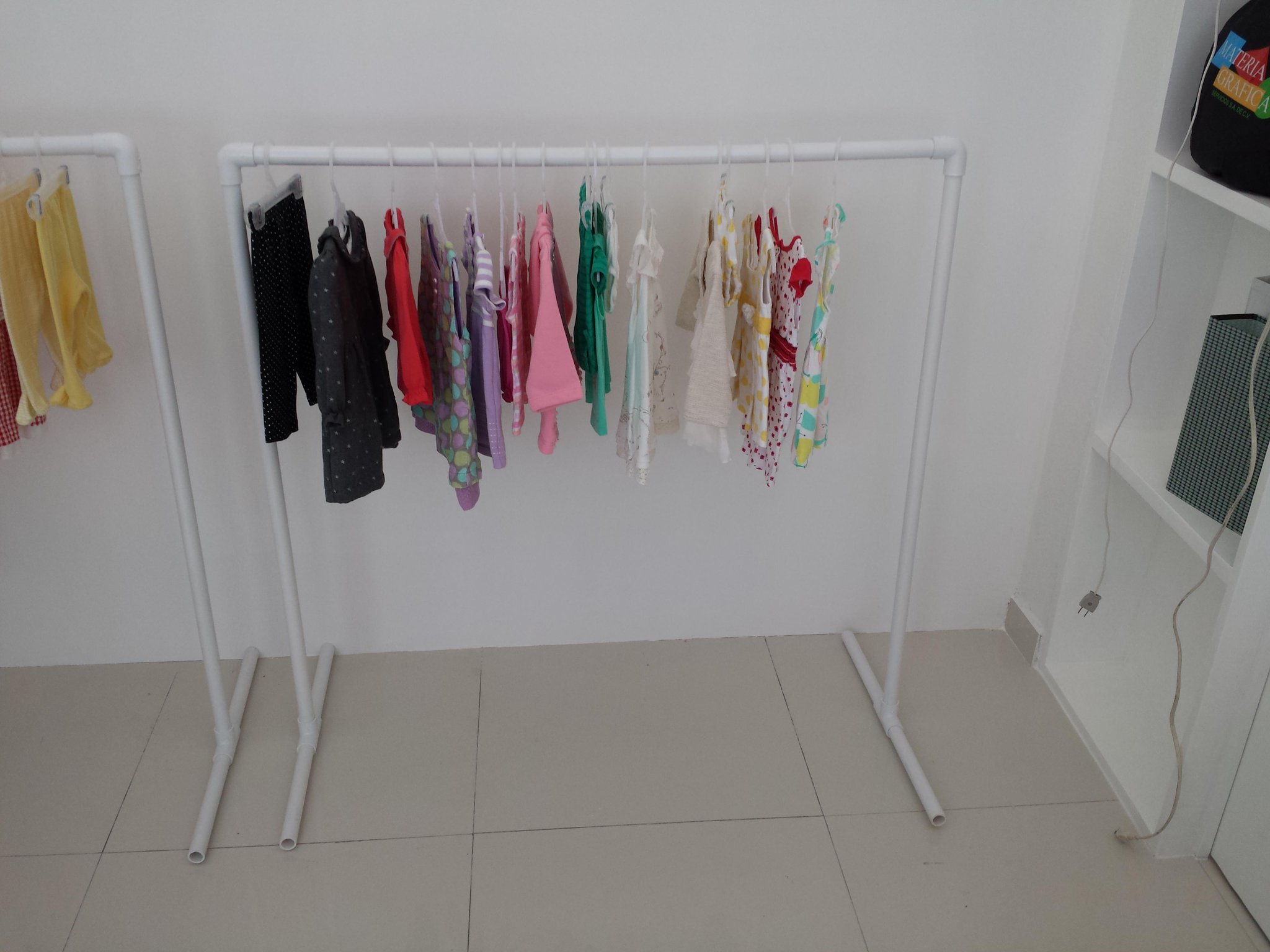 Como hacer un colgador de ropa con tubos de pvc hotsell