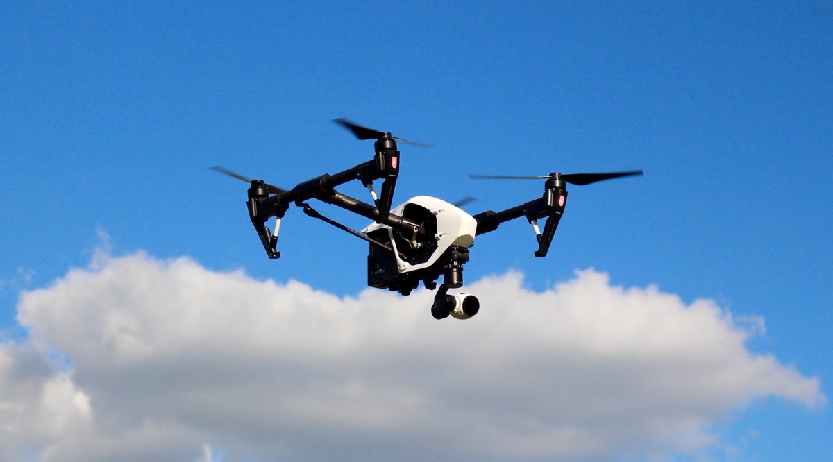 Complete View tweet media