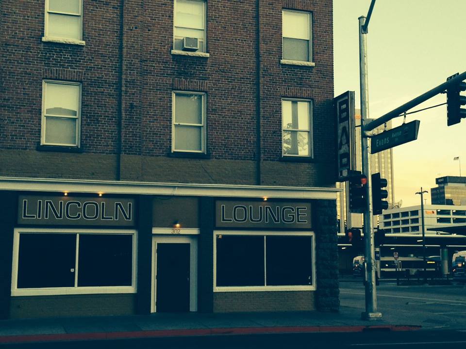 divebarntwrking's tweet photo. The next Dive Bar Networking is Thu. July 9th from 5pm-7pm @lincolnlounge.  Get it on your calendar. http://t.co/n573WMQz7B