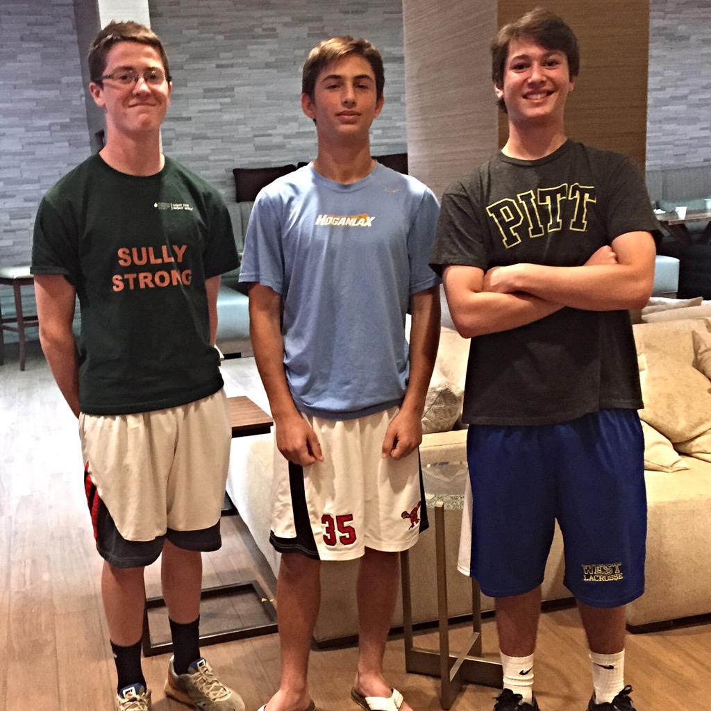 krsinker's tweet photo. #bestofthebest#longisland @THEDUKESLC #laxattack #backofthenetboys gearing up for a great tourney http://t.co/Jz2kNeO4Ix