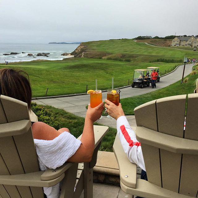 NoOrdinaryResor's tweet photo. Cheers to a great day @ritzcarlton #HalfMoonBay. Nice to be cooler by the coast than frying inland. #besties #thelm… http://t.co/JCS5yskg5Z