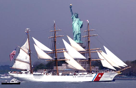 Firstvax's tweet photo. Remembering America's Bicentennial, July 4, 1976, and Op Sail, the salute of the Tall Ships. http://t.co/5NbEtyxT7R http://t.co/Oc6r5eLG3y