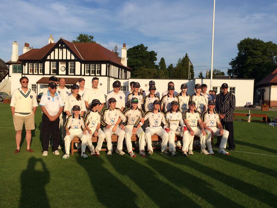 Nice opportunity for a team photo after the game #newfriends #crickettours #crusadersVStAndrews
