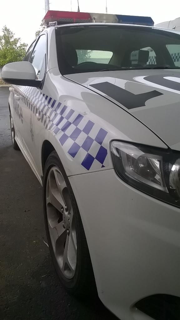 HarveyPolice's tweet photo. Yarloop man, stopped in Waroona by Harvey officers, charged with drink driving. #hubworking #nowheretorun http://t.co/RC8uMwcf6I