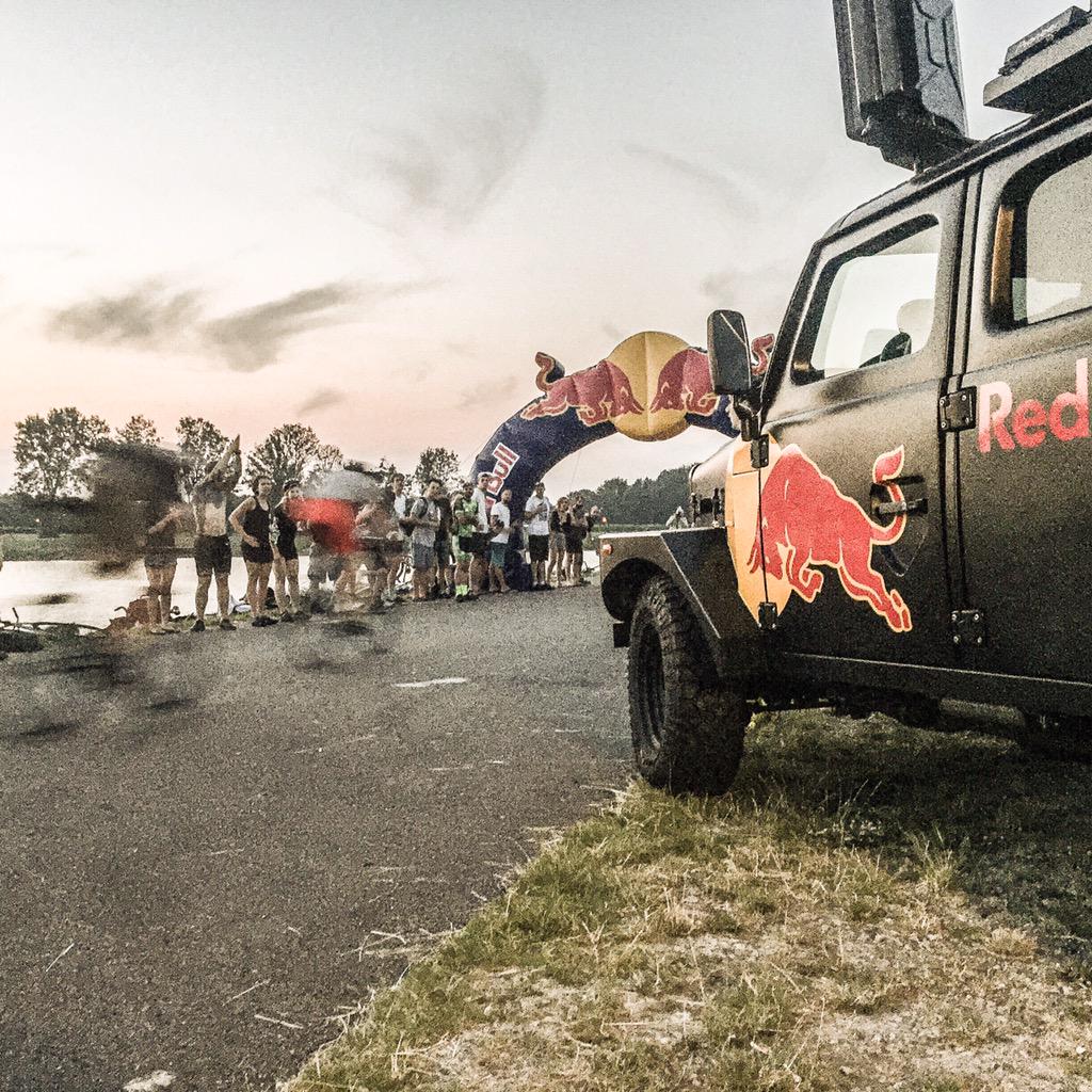 Wings at #fixeddays <a href="/redbull/">Red Bull</a> <a href="/redbullNED/">Red Bull Nederland</a> #race