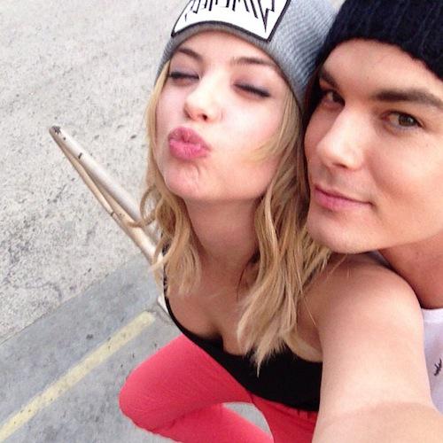 RTorFavPLL1's tweet image. #Mention10PeopleYouWantToMeet #PLLCast &amp;lt;3