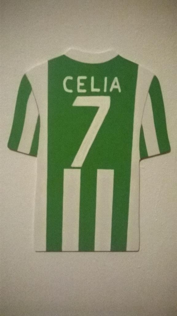CeliaMartinezD's tweet photo. Mil gracias @jamonjamoncito 💖 nada mejor que esto, gracias por la sorpresa 💚💚💚 #tequierocerezo 😁 http://t.co/qbtPrd2tUu