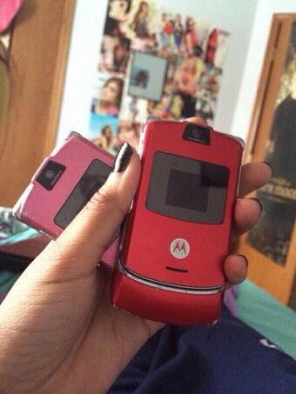 iphone 10 bile çıksa şu telefonun karizmasını yakalayamacak.