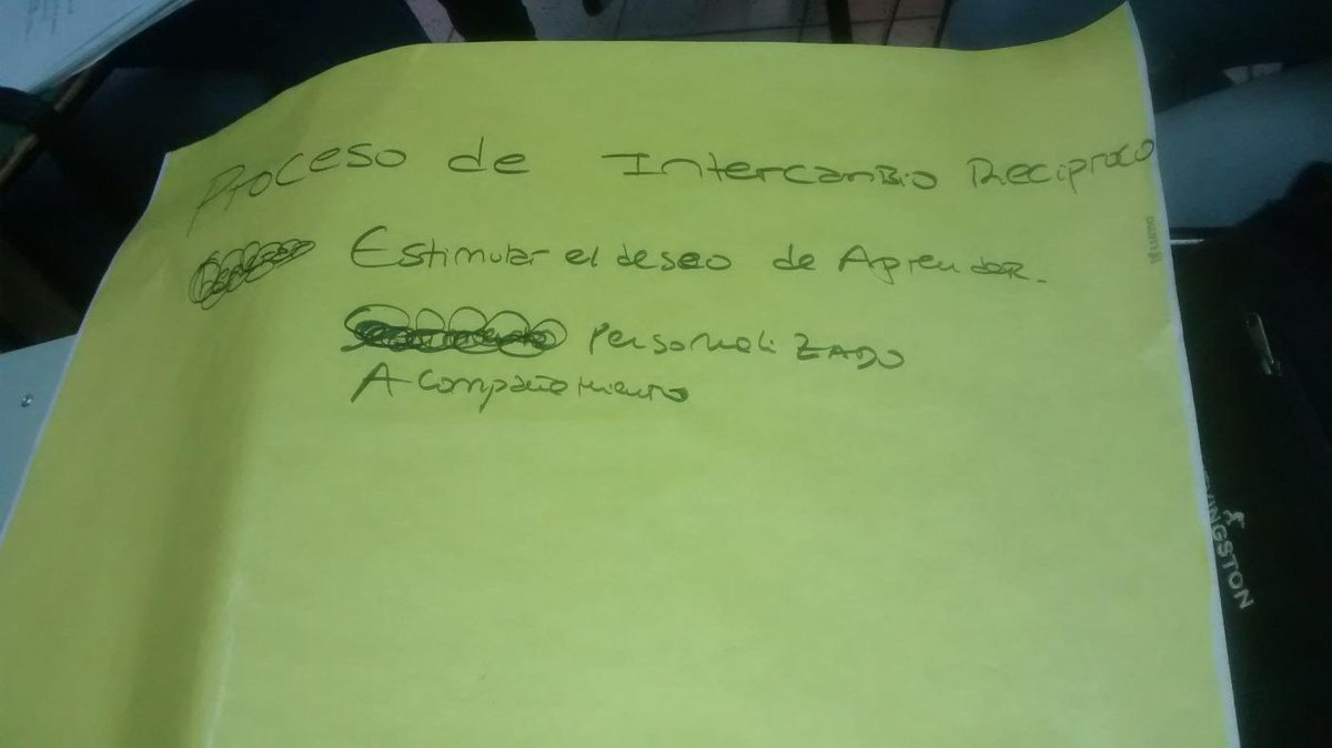 BruDalinger's tweet photo. @clazcarate @AracelifRomero #EvaUner # Compañeros #TrabajoSiHay http://t.co/U0onQlSeln