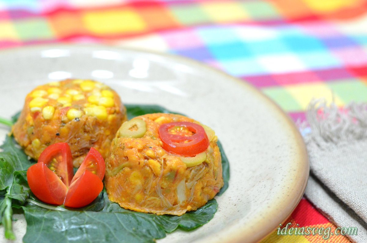 IdeiasVeg's tweet photo. Cuzcuz paulista: http://t.co/yXuoovRBxK
#receita #vegana #vegetariana #vegan #veganismo http://t.co/7xes3BwmIq