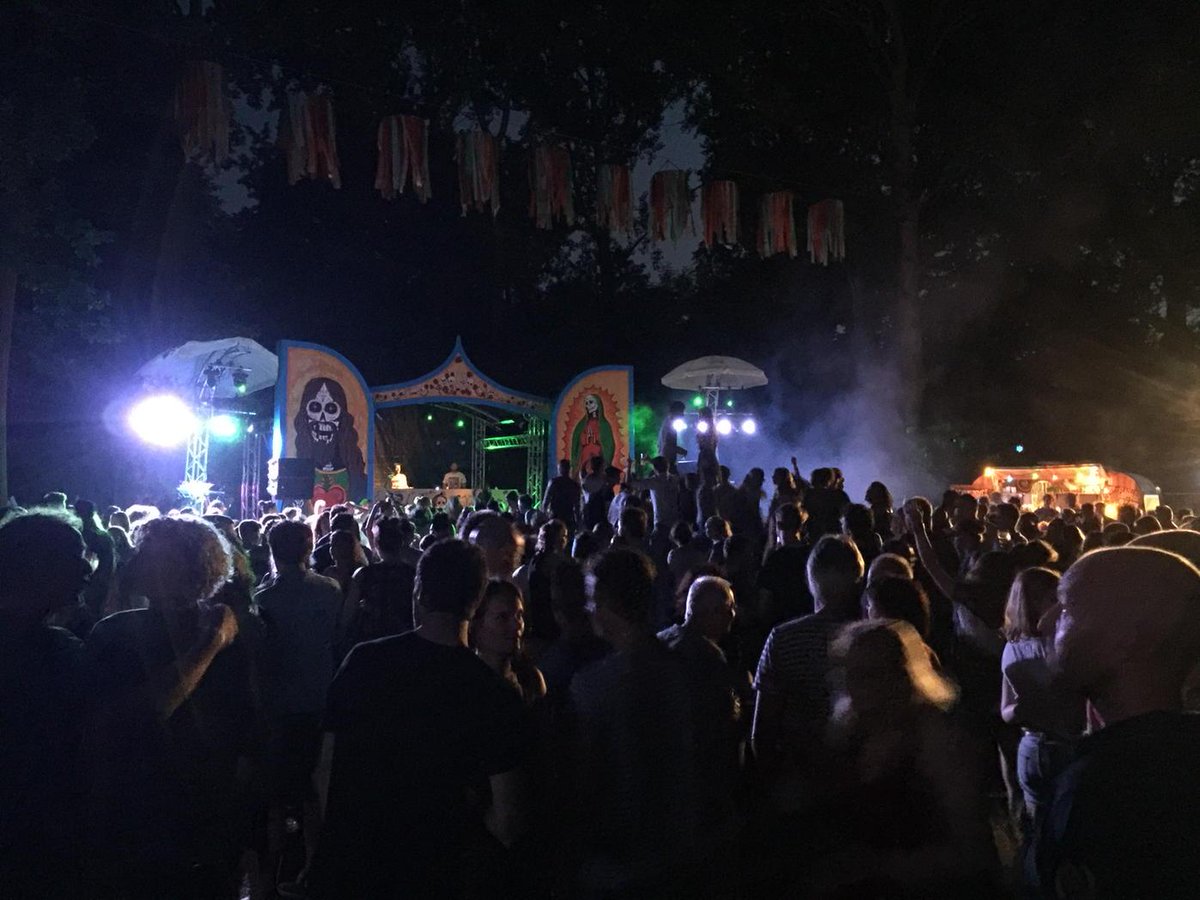 Janvankampen's tweet photo. #YAF15 DJ Area http://t.co/kqekYBc7W0