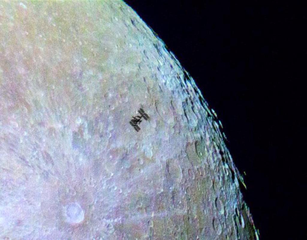 Space_Lectures tweet picture