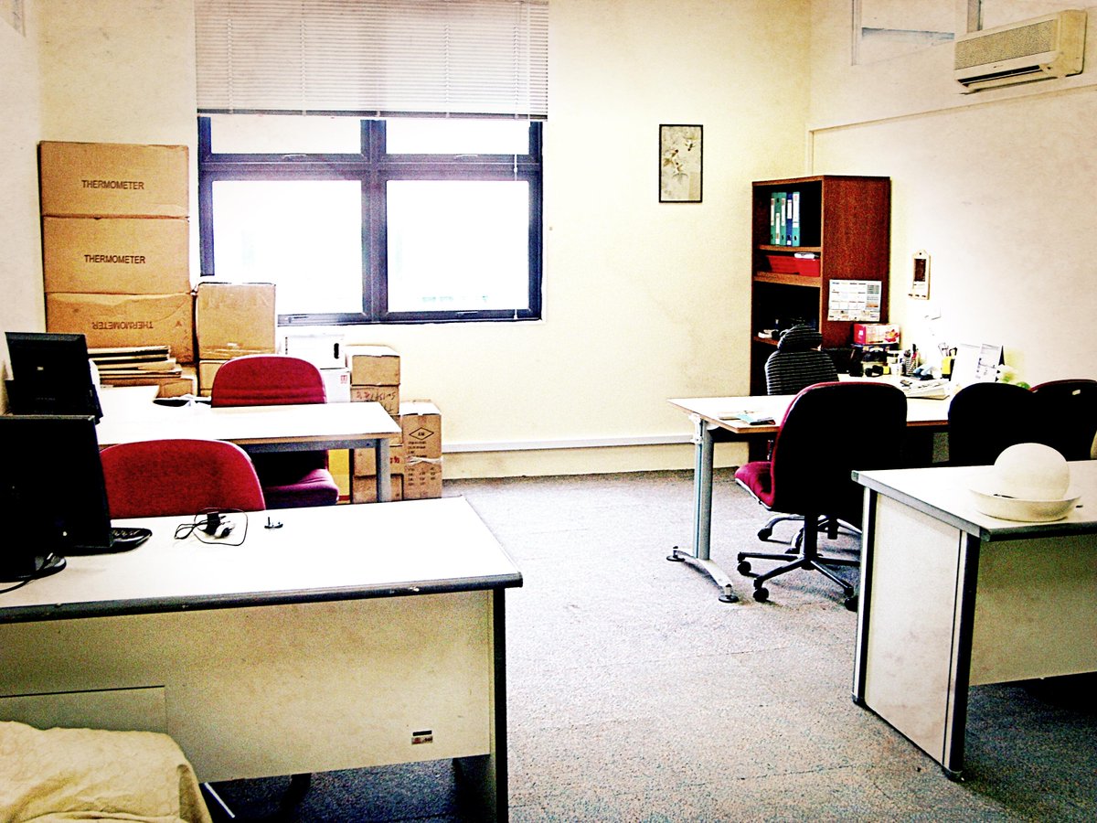 Just a quick look back at us moving into our old office in Ubi! #amg8yrs #livegr8 Refreshed! arcmediaglobal.com