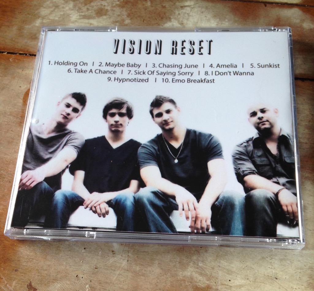 VisionReset's tweet photo. The CD is finished!!! http://t.co/T3olZVr8Df