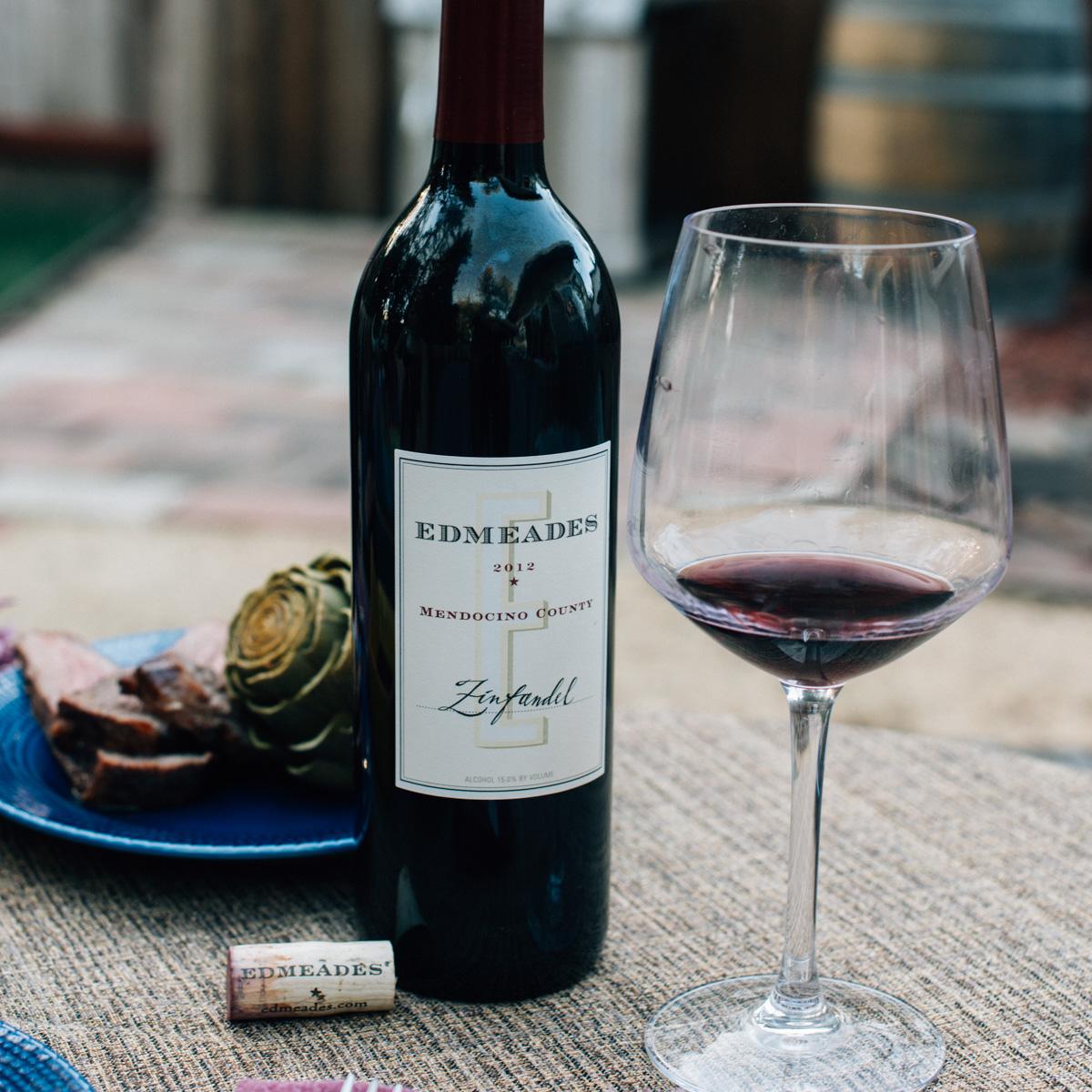 Wishing every a fun &amp; safe #4thofJulyWeekend! Now it's time to fire up the grill and pop open a bottle of tasty Zin!