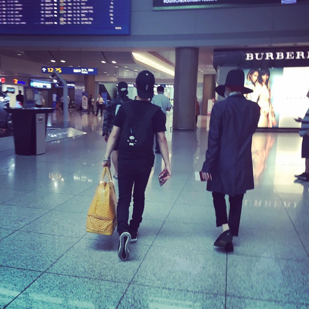 [4/7/15][Pho] GD tại sân bay Incheon đến Paris CJByGdLUwAA_jto