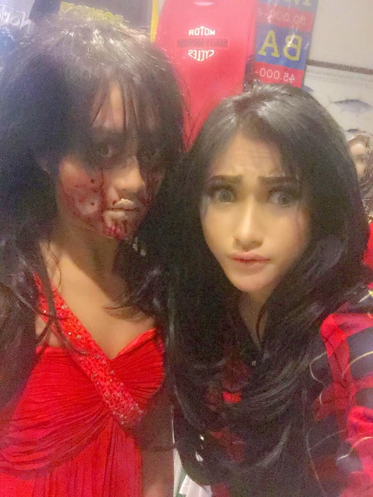 amelalvi28's tweet photo. 🎥 dia pasti datang 🎥 http://t.co/yLBYzHKx3P