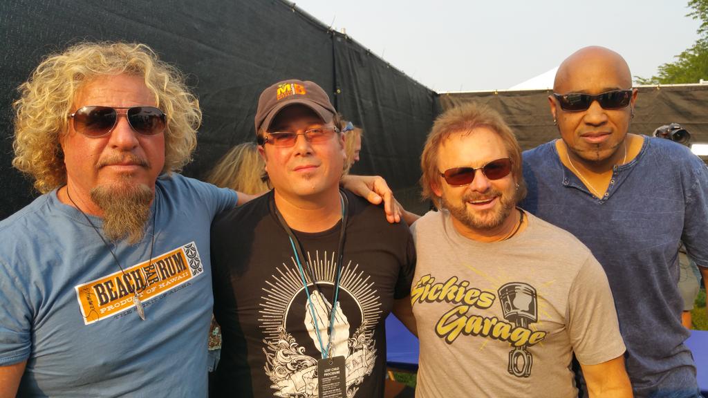 Danetanamo's tweet photo. Super Cool! @Sammyhagar #MichaelAnthony #JasonBonham talking #Food #FUN & #Music on the road #AreWeHavingAnyFunYet? http://t.co/XyySf6OOKe