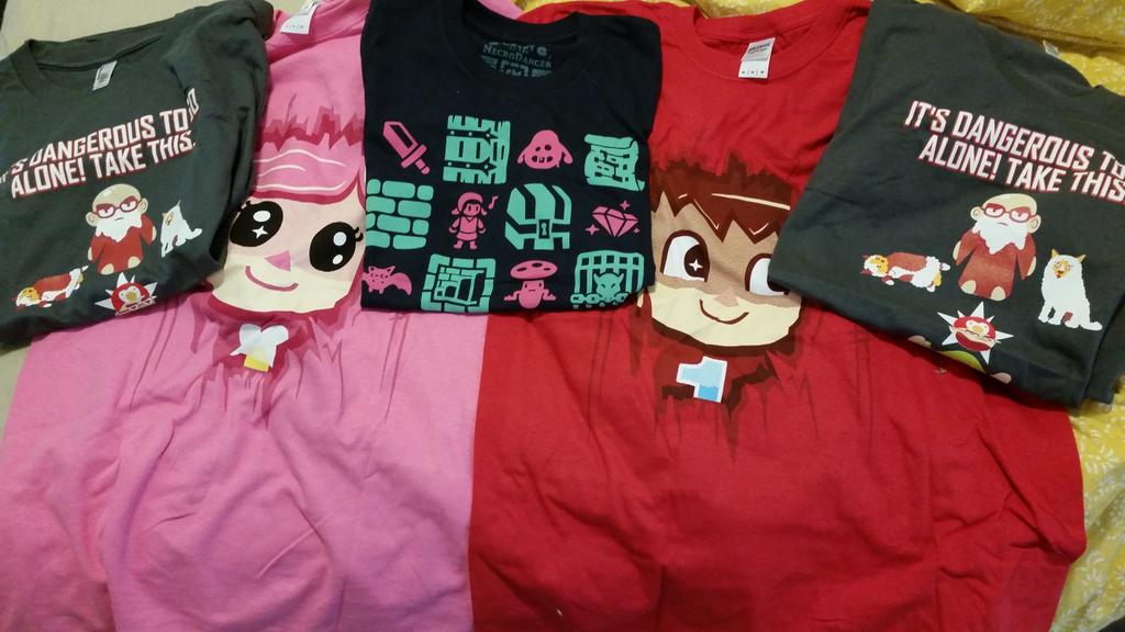 katelovelymomo's tweet photo. Omg all the t-shirts that I have been waiting all arrived today! #kateArmy #necrodancer #AnimalCrossing http://t.co/bgsSdi2Cok