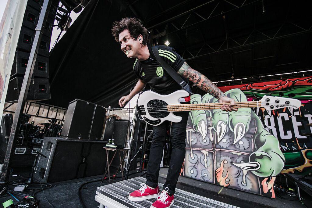 Vans's tweet photo. WEST PALM BEACH, FL! 5 @VansWarpedTour fans will meet @piercetheveil backstage tomorrow. Password posted here 10AM. http://t.co/5v2M3dgpWM