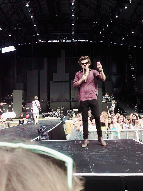 13styls's tweet photo. At soundcheck in Jones Beach Theater, Wantagh. http://t.co/Wk2yCE4Vpk