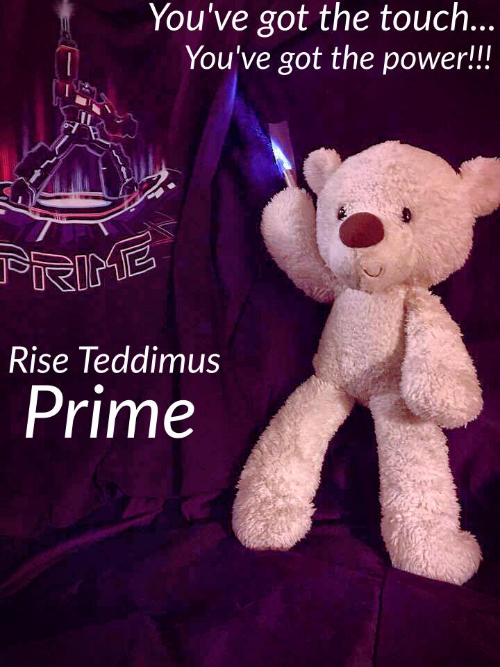 TeddyLongIegs's tweet image. #transformthegrid #LootCrate my entry😁