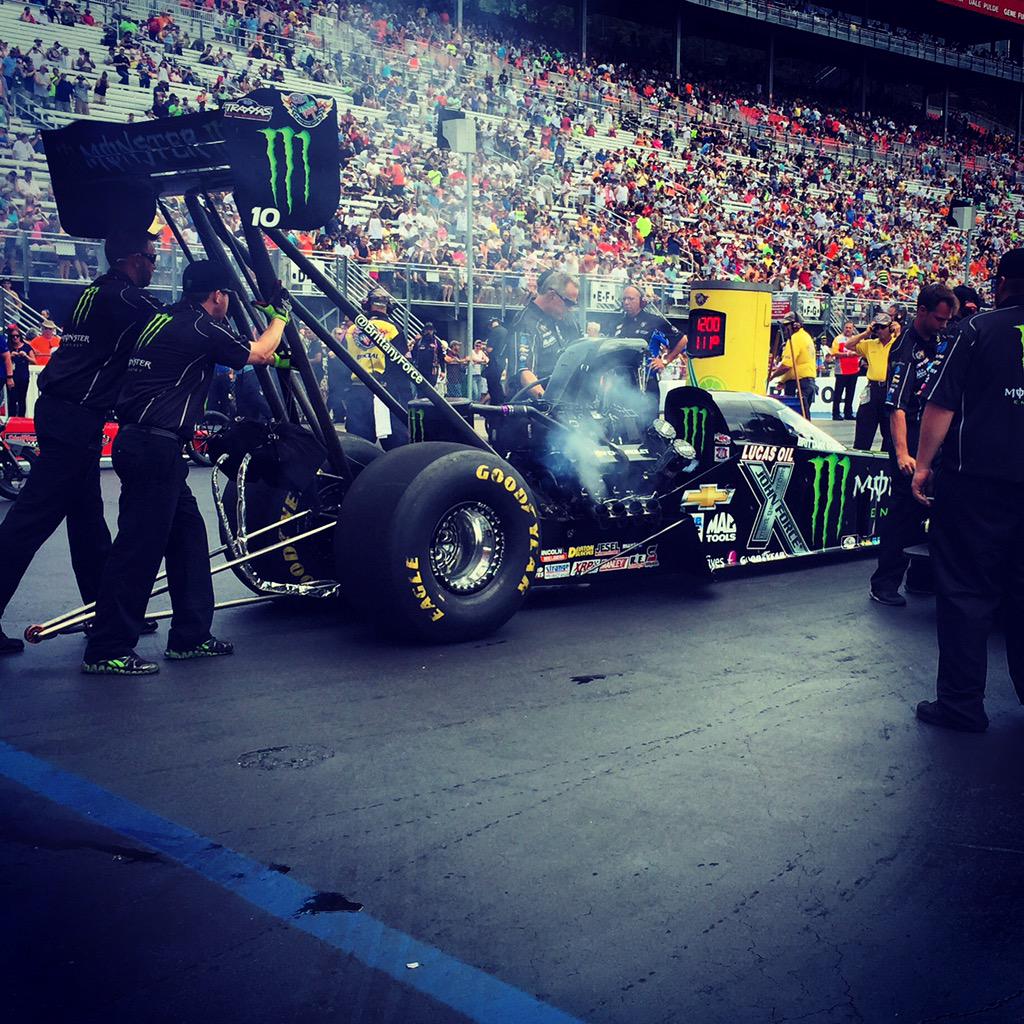 JFR_Racing's tweet photo. Brittany Force goes to the No. 1 spot with @monsterenergy! #NHRA @BrittanyForce http://t.co/sAQp9HdE9g