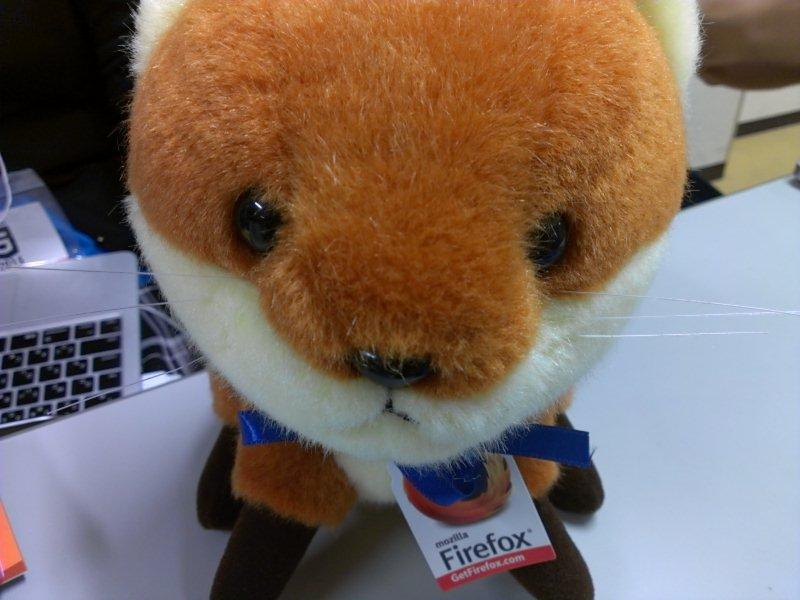 kawadays's tweet image. Firefox OS コミニティ様よりフォクすけ君

か…かわいい！ #html5jk