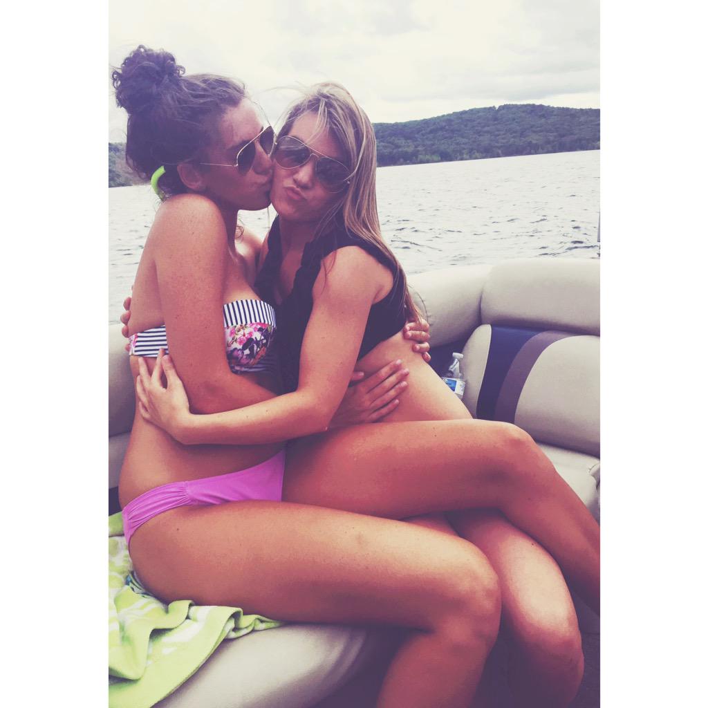 Lake days with Ster baby are the bestttt❤️