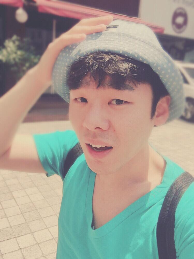 마니또 고마워요:)

#너빛속마니또중 #마니또내일발표인데난알지 #오늘2회화이팅

<a href="/rokmc6028/">김영철</a>