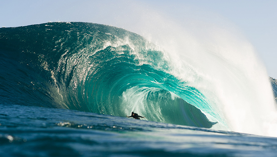 Surfer's tweet photo. The Mad Hueys, @RealOwenWright preps for J-Bay, a mutant slab, and more.
#ThisWeekInWebclips: http://t.co/eL6OIBX1Dt http://t.co/CFgPrQ1MFa